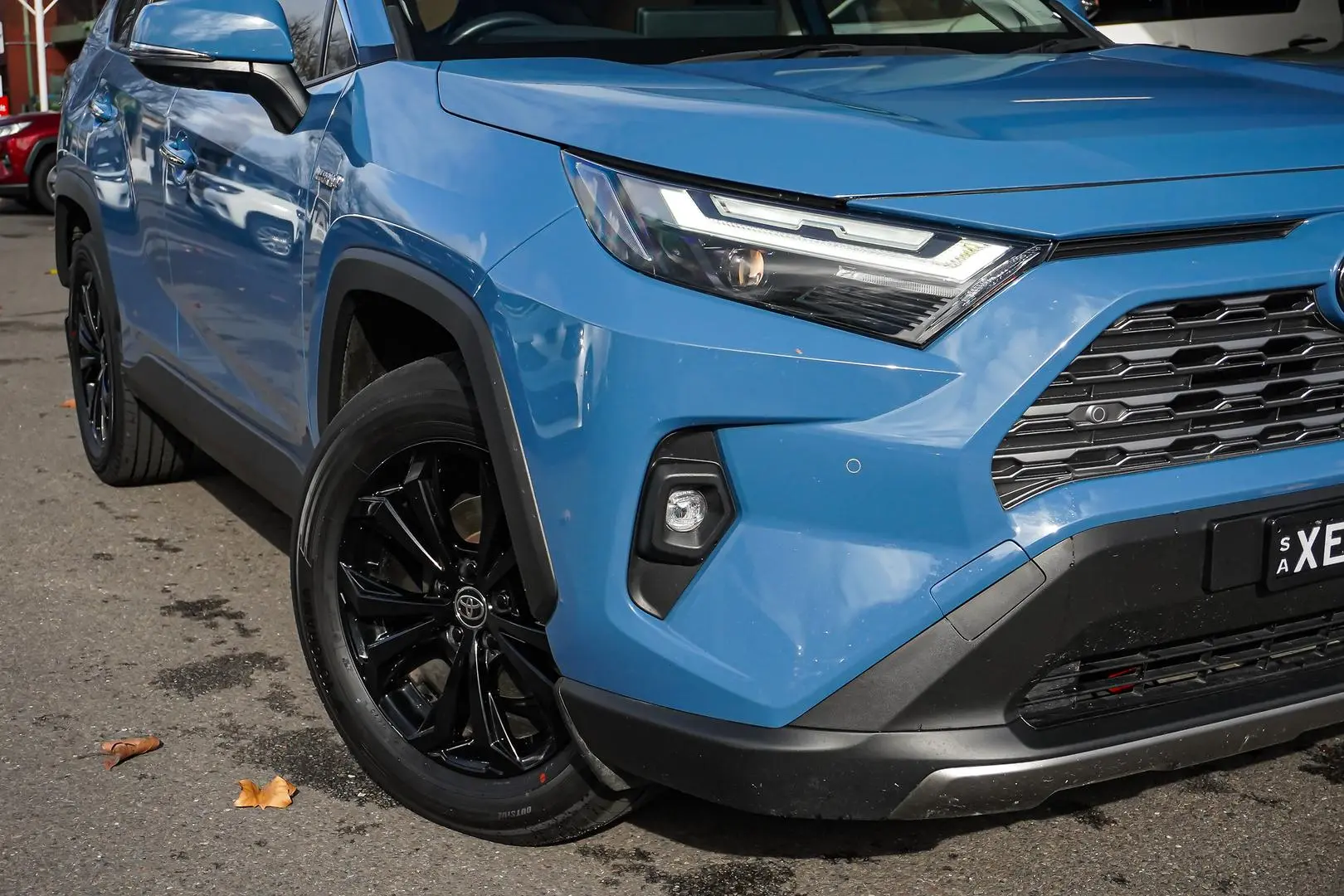 2024 Toyota RAV4 Gallery Image 11
