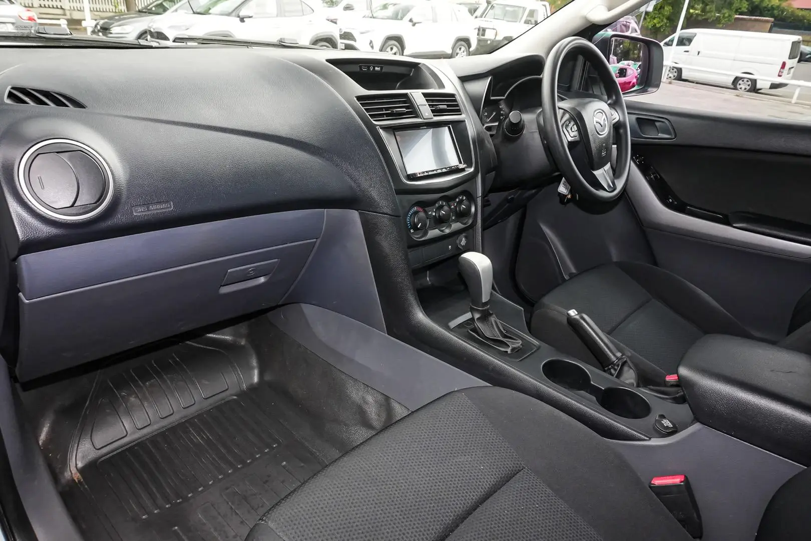 2018 Mazda BT-50 Gallery Image 8