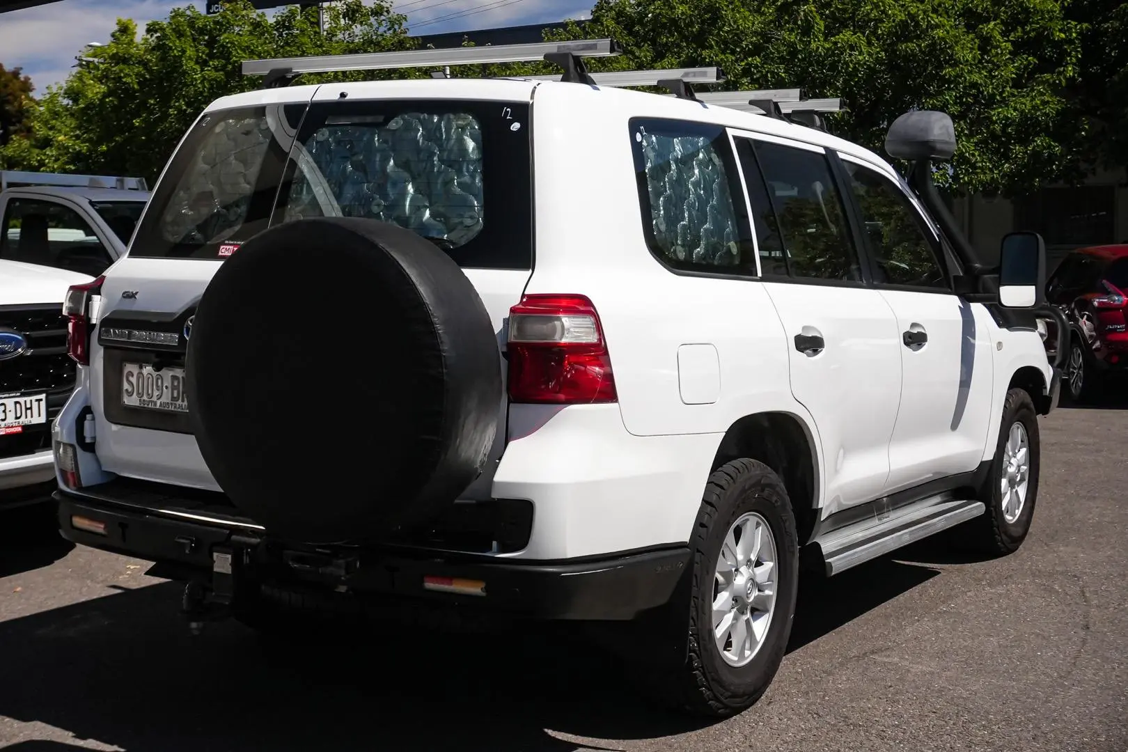 2012 Toyota Landcruiser Gallery Image 3