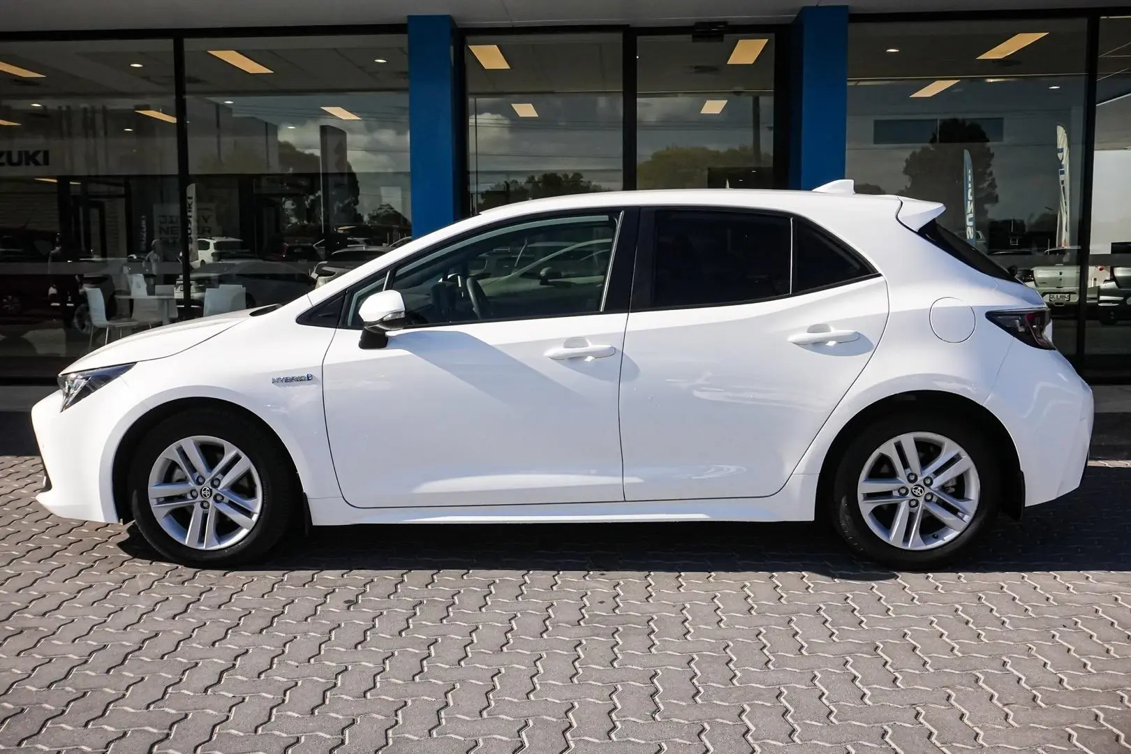 2019 Toyota Corolla Gallery Image 4