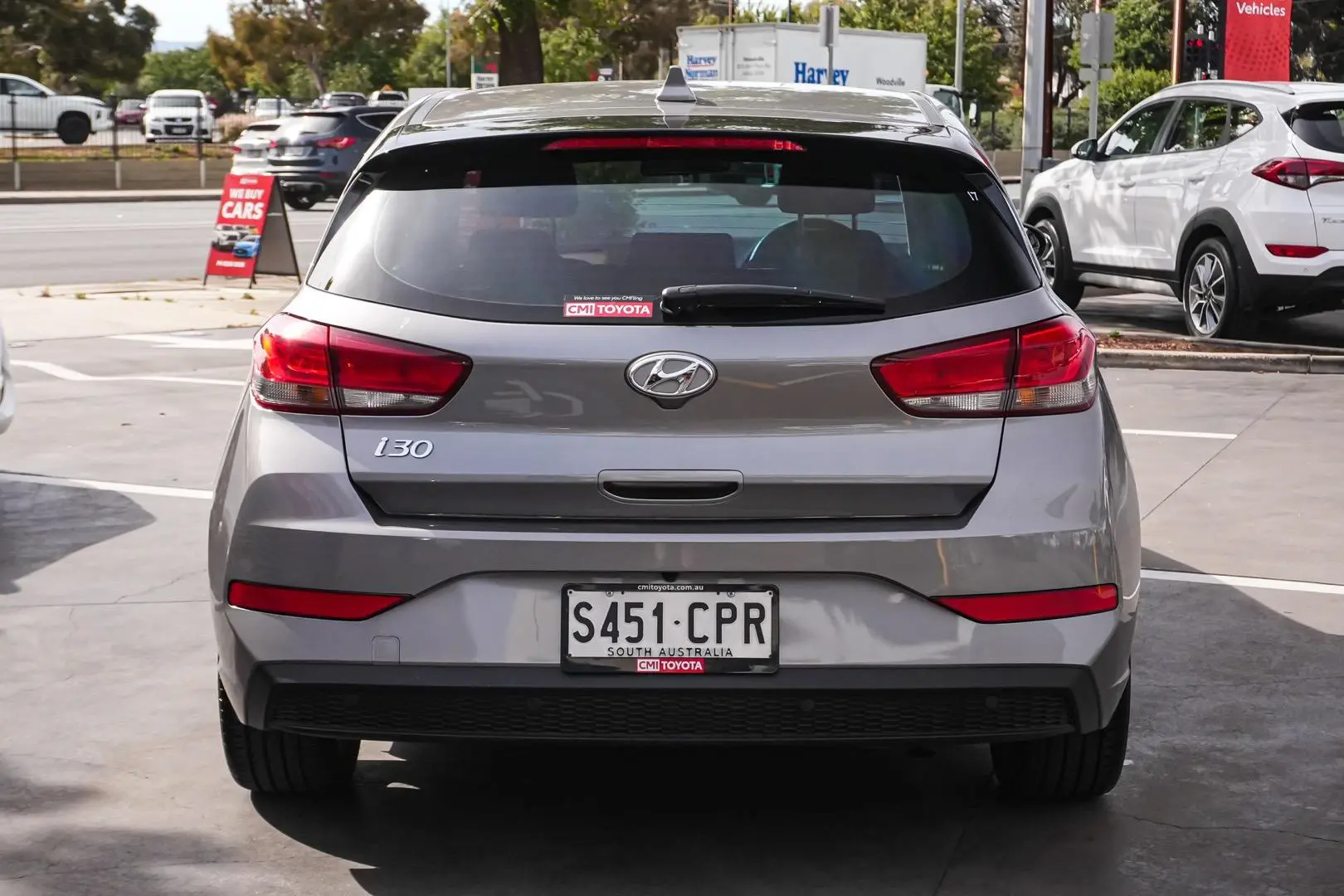 2022 Hyundai i30 Gallery Image 6