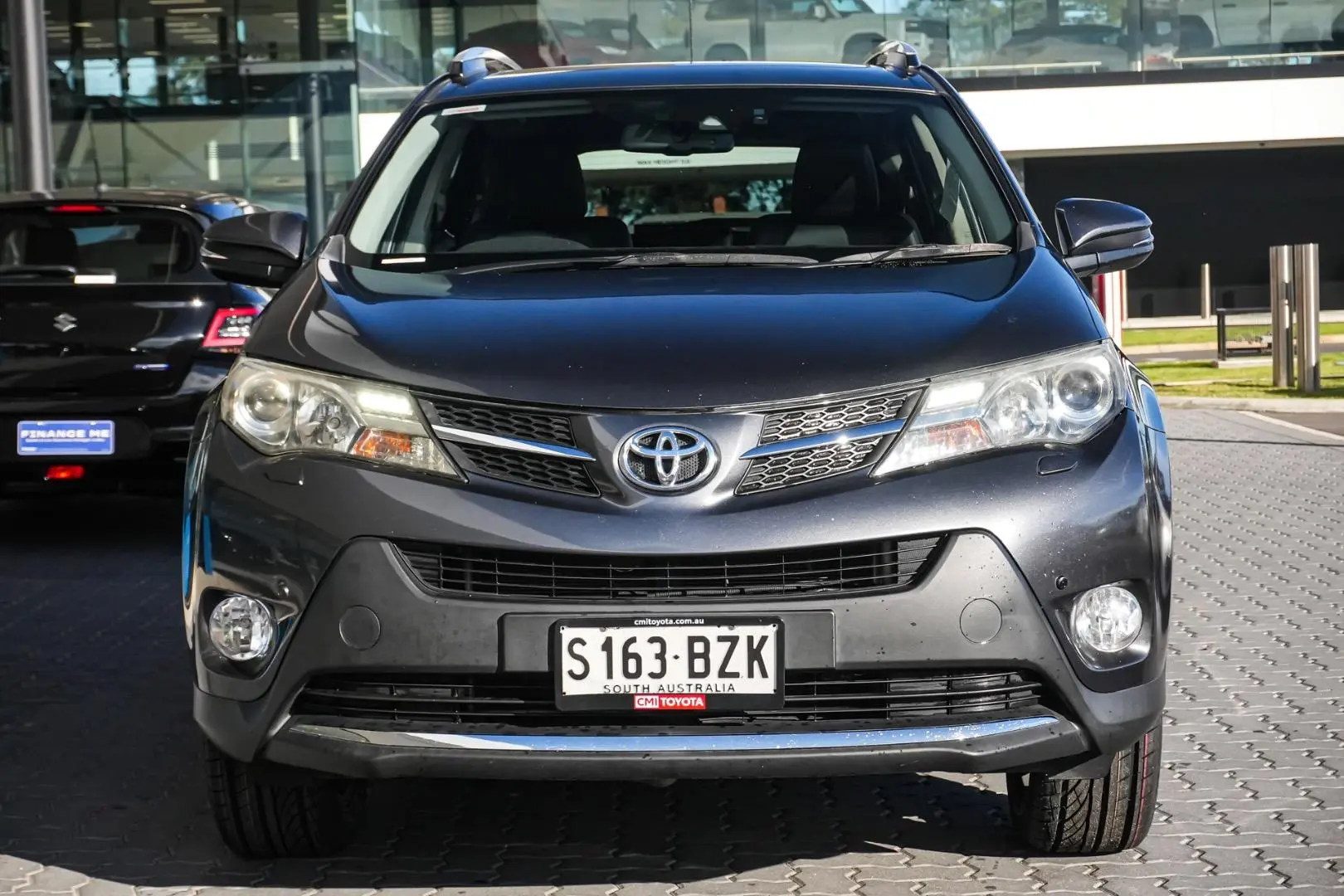 2015 Toyota RAV4 Gallery Image 5