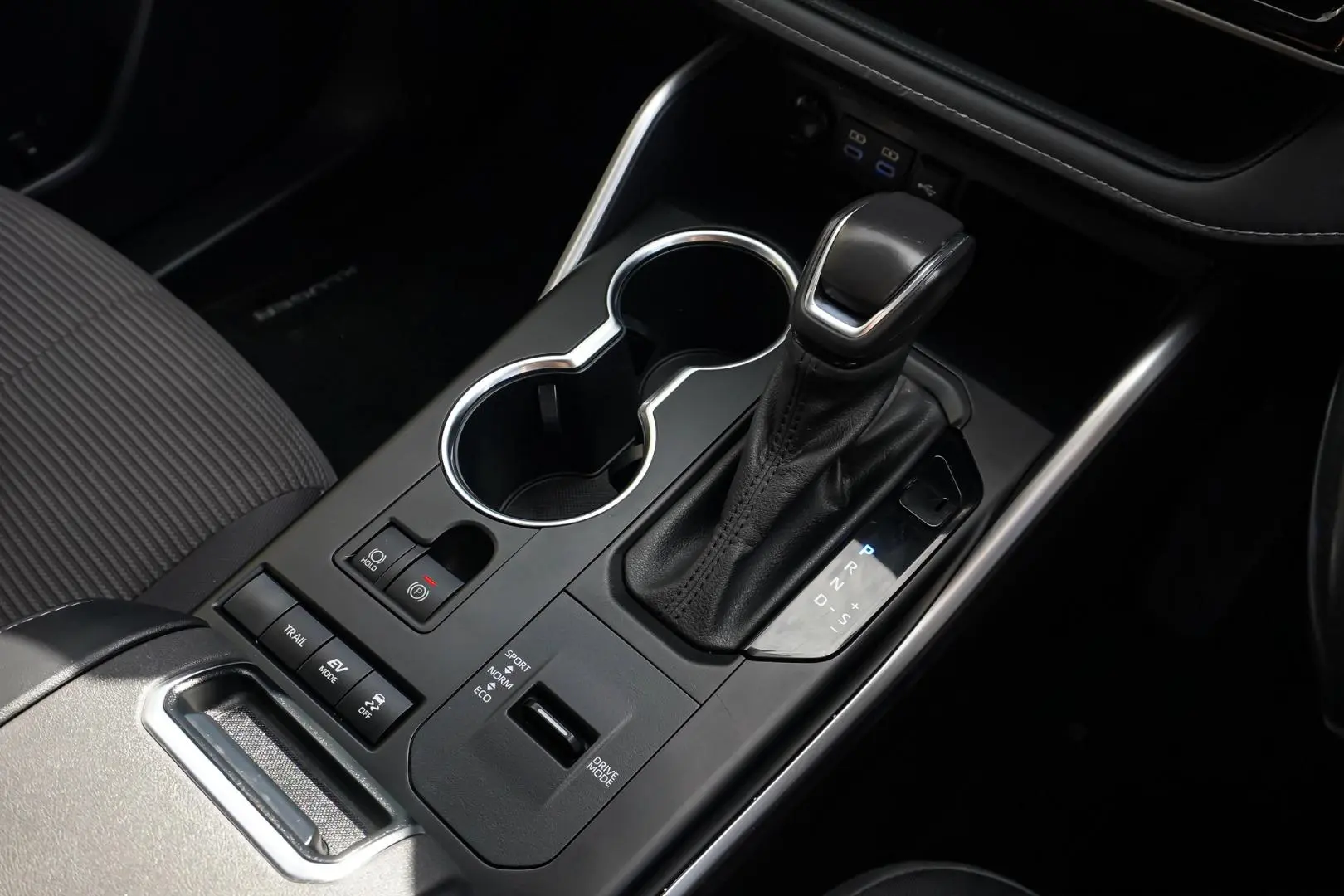 2021 Toyota Kluger Gallery Image 18