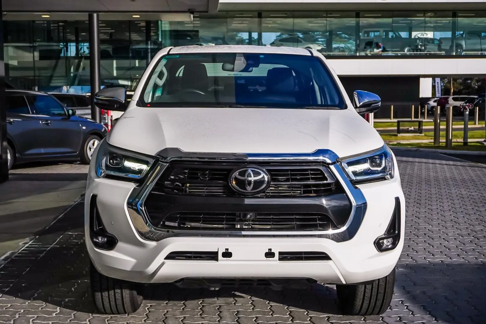 2022 Toyota Hilux Gallery Image 5