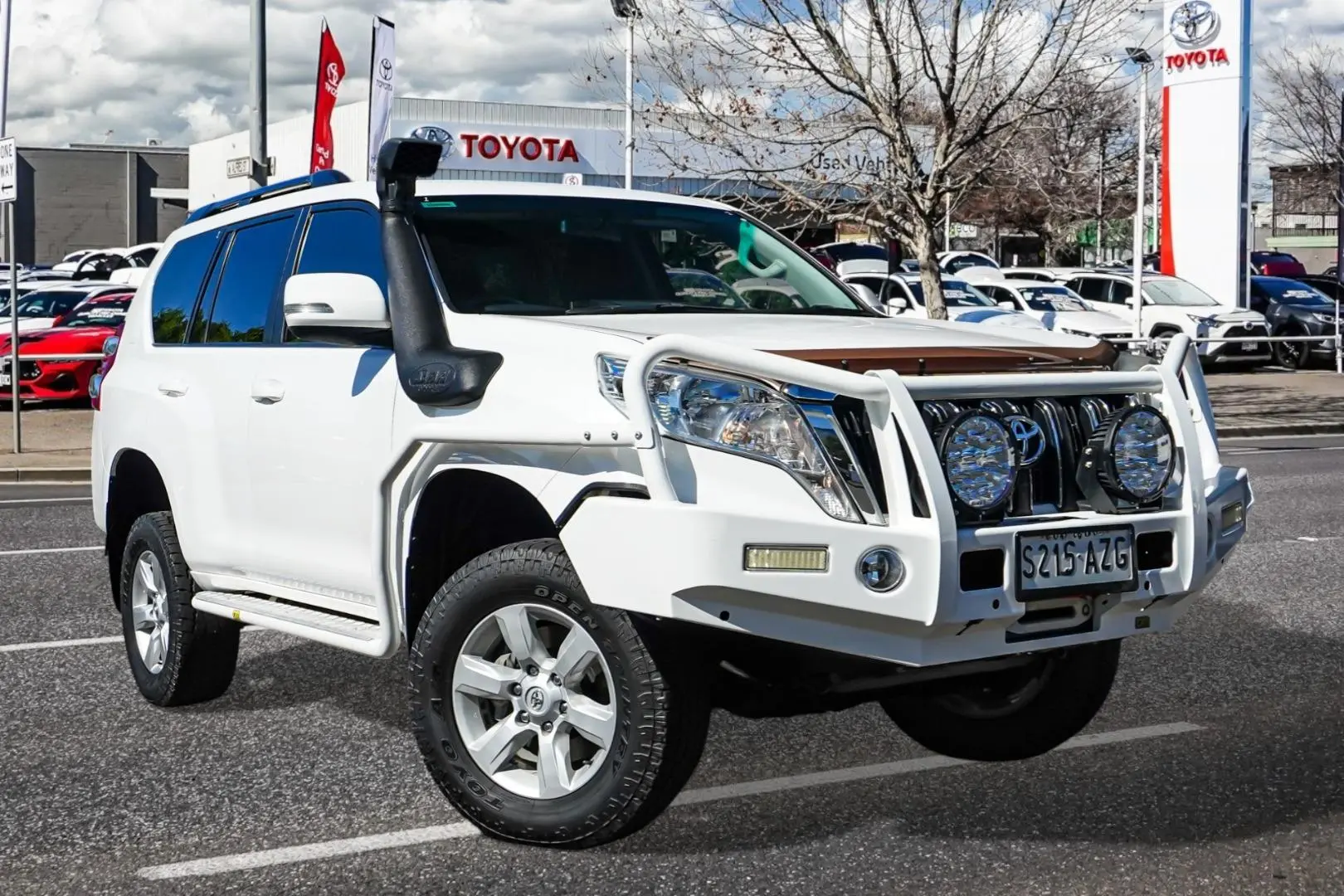 2013 Toyota Landcruiser Prado Gallery Image 1
