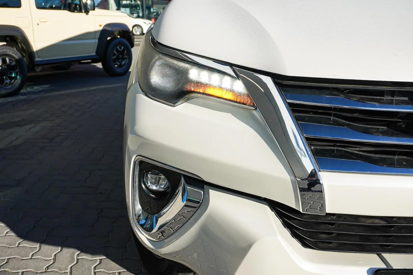 2017 Toyota Fortuner Gallery Image 12
