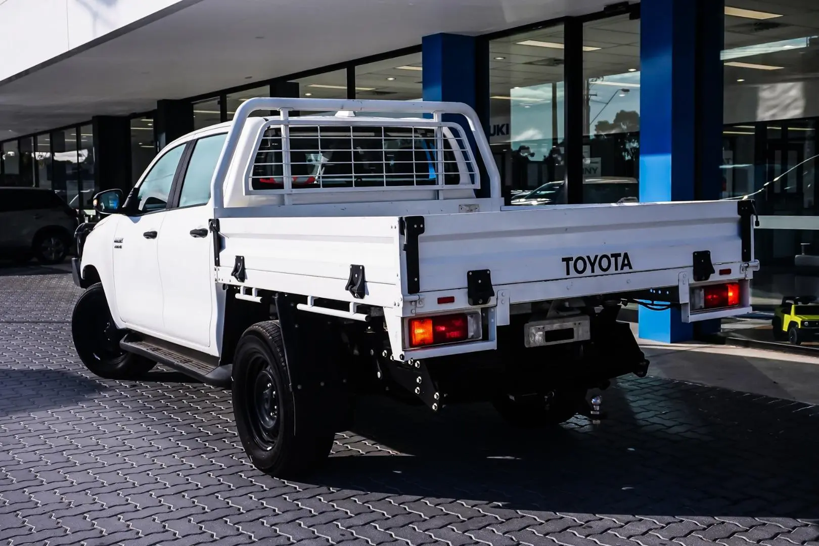 2021 Toyota Hilux Gallery Image 2