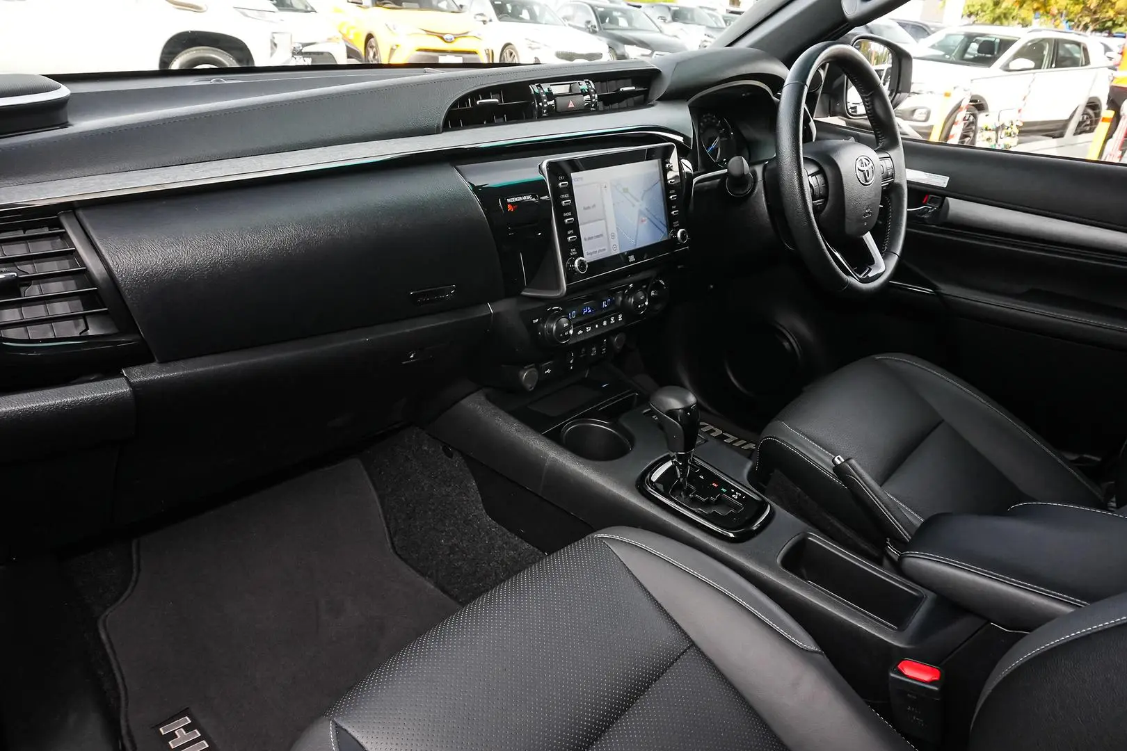 2024 Toyota Hilux Gallery Image 12