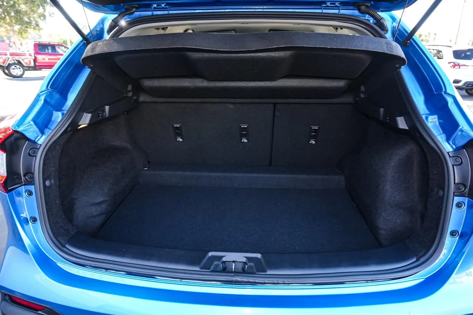 2019 Nissan QASHQAI Gallery Image 11