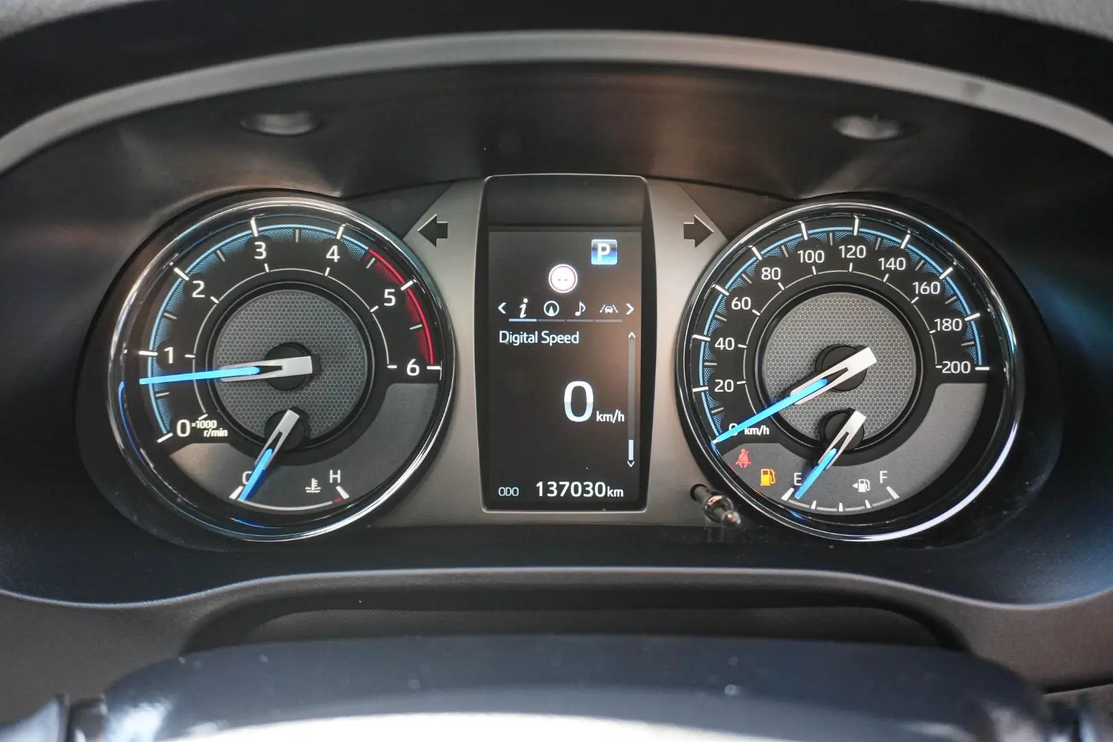 2022 Toyota Hilux Gallery Image 18