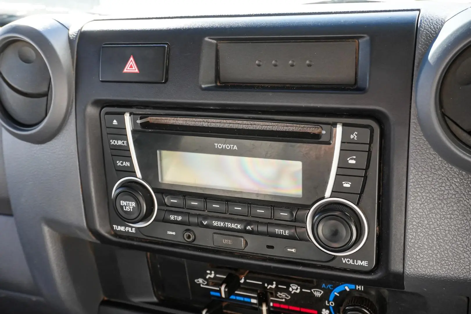 2019 Toyota Landcruiser Gallery Image 17