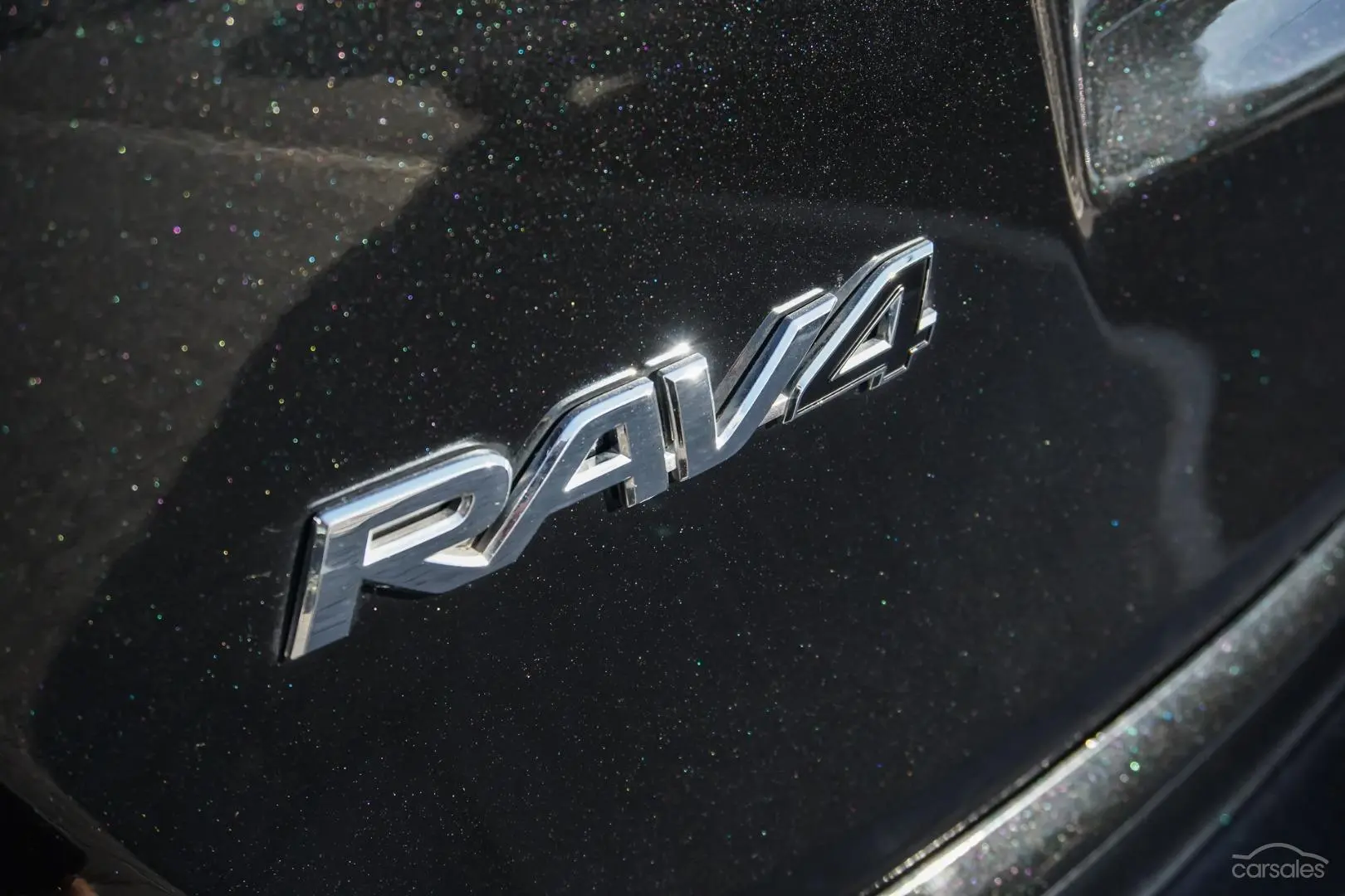 2018 Toyota RAV4 Image 13