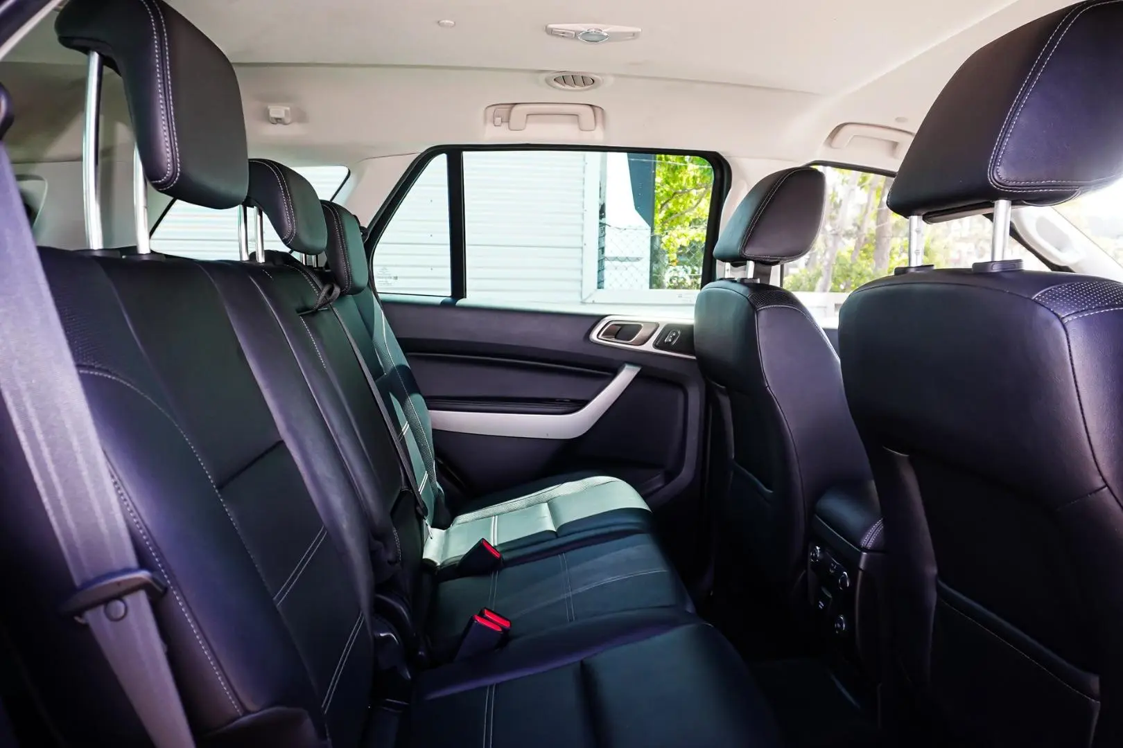 2019 Ford Everest Gallery Image 7