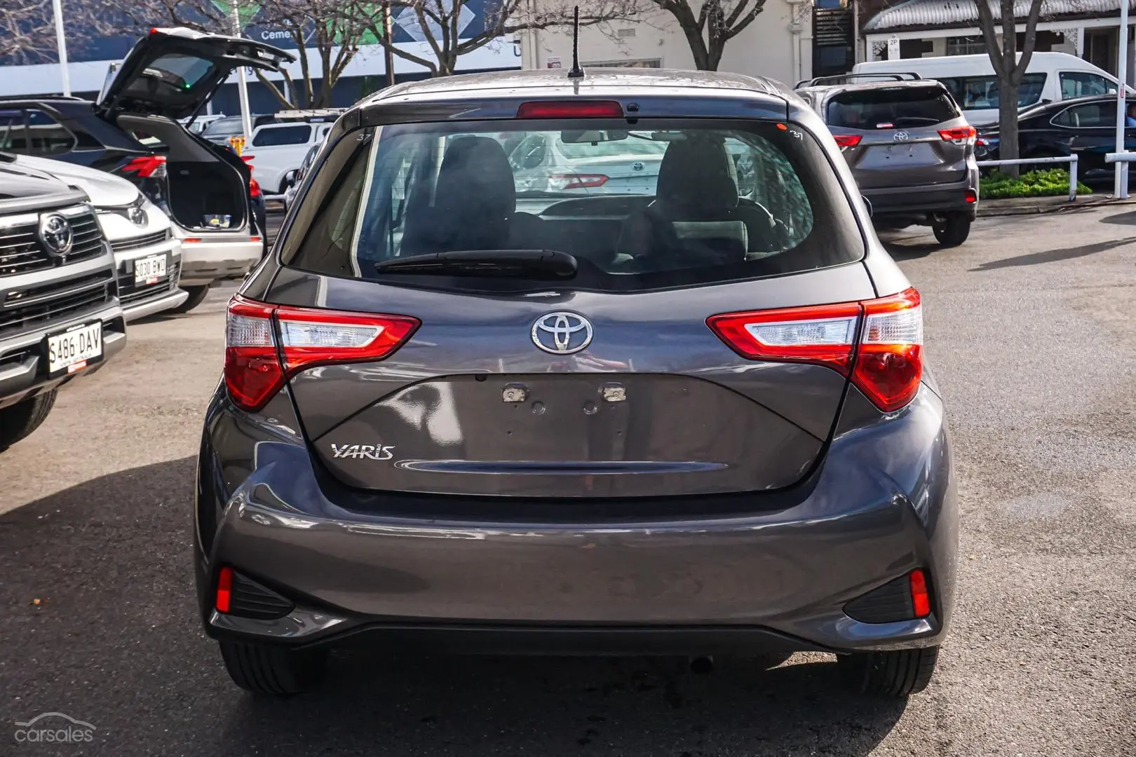 2019 Toyota Yaris Image 6