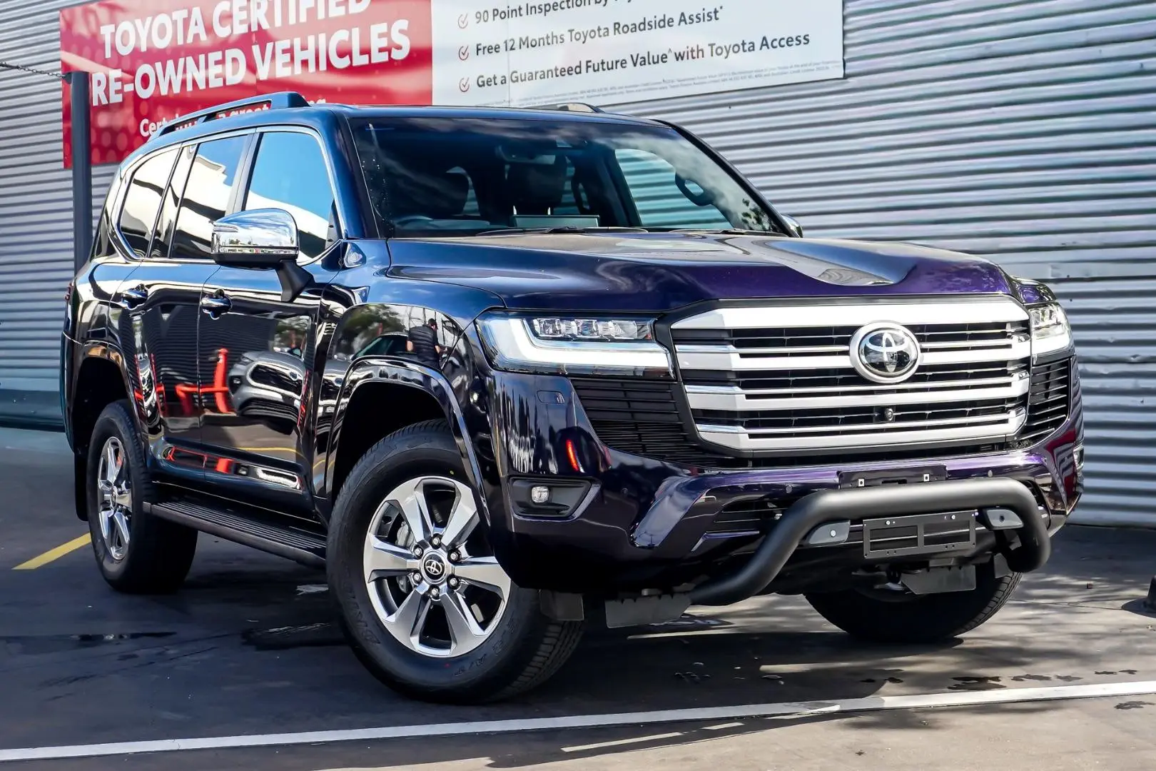 2023 Toyota Landcruiser Gallery Image 2