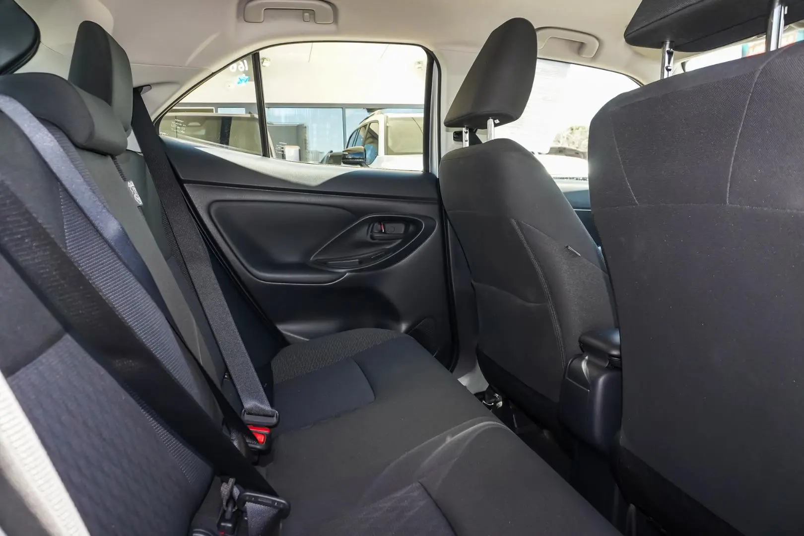 2025 Toyota Yaris Cross Gallery Image 8