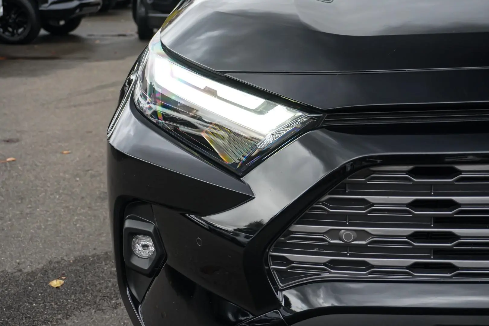 2024 Toyota RAV4 Gallery Image 13