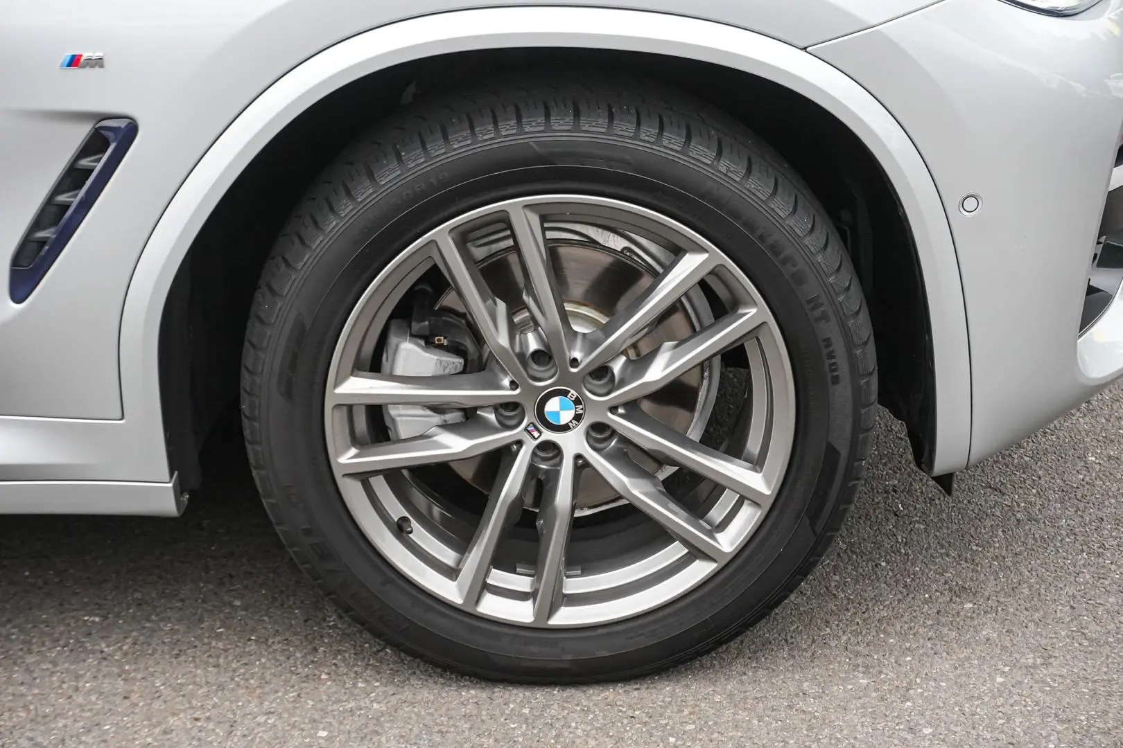 2019 BMW X4 Gallery Image 13