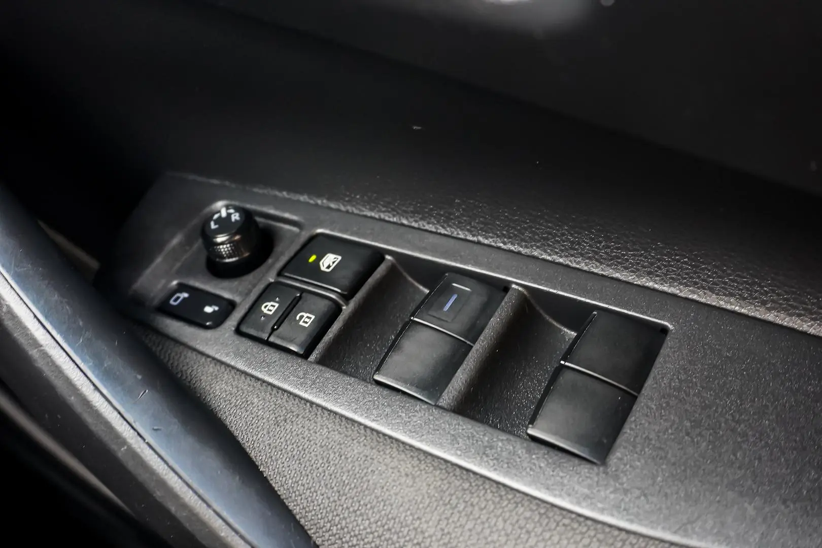2021 Toyota Corolla Gallery Image 21