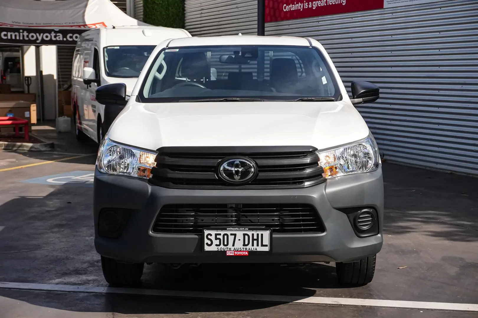 2022 Toyota Hilux Gallery Image 5