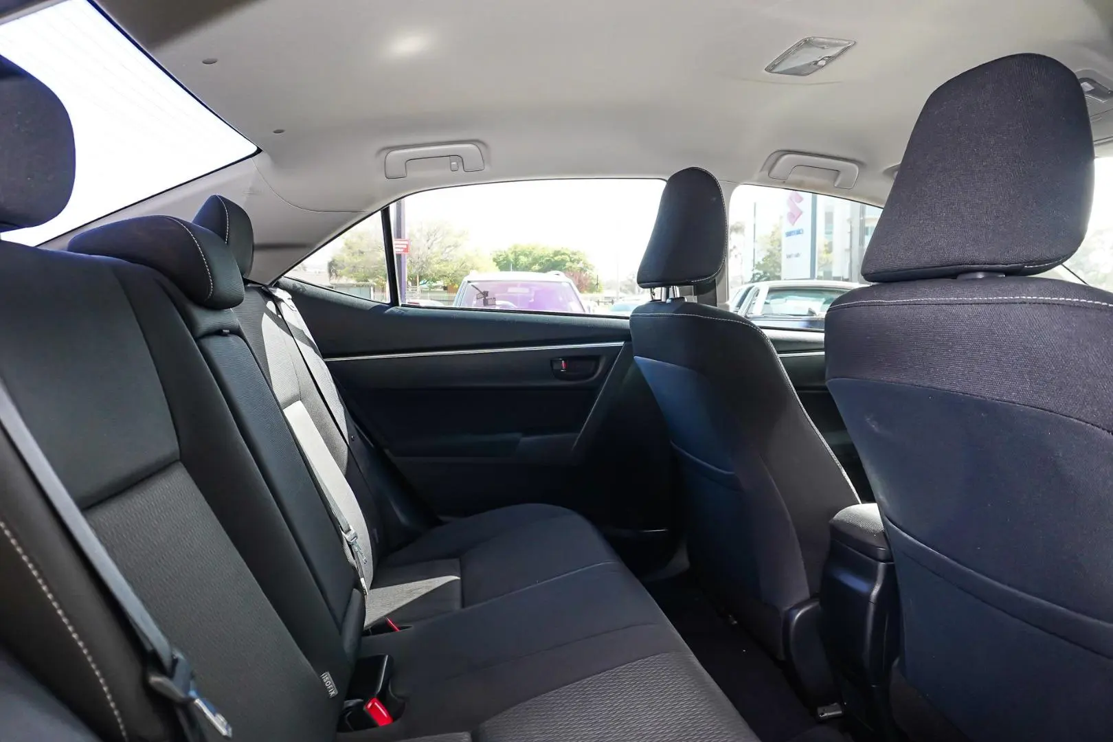 2019 Toyota Corolla Gallery Image 8