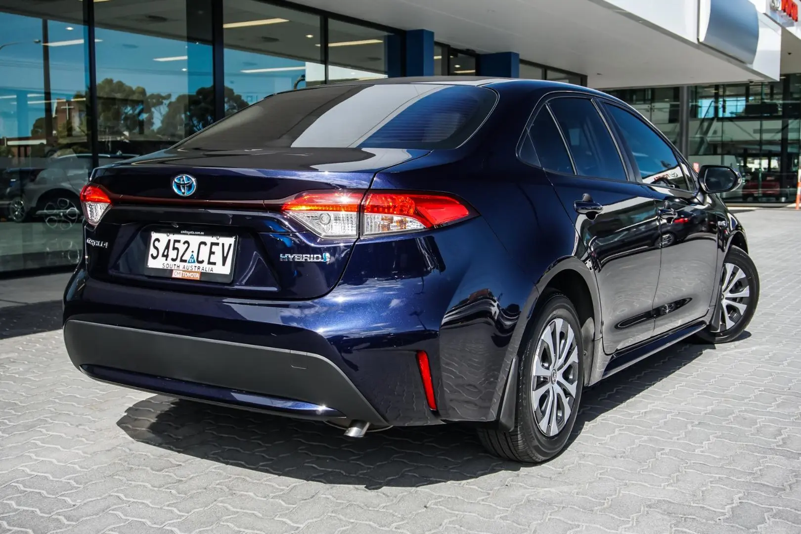 2019 Toyota Corolla Image 2