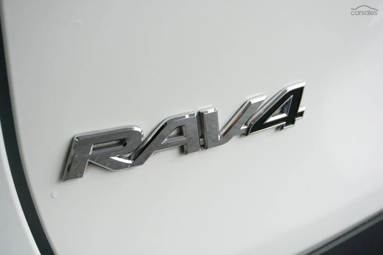 2020 Toyota RAV4 Image 14