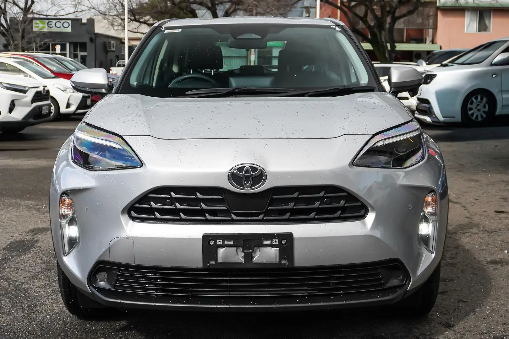 2025 Toyota Yaris Cross Gallery Image 4