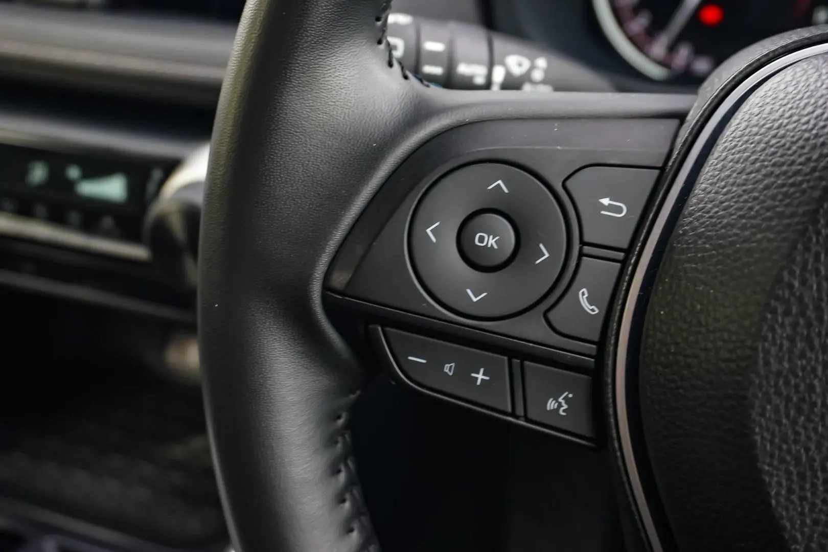 2024 Toyota RAV4 Gallery Image 19