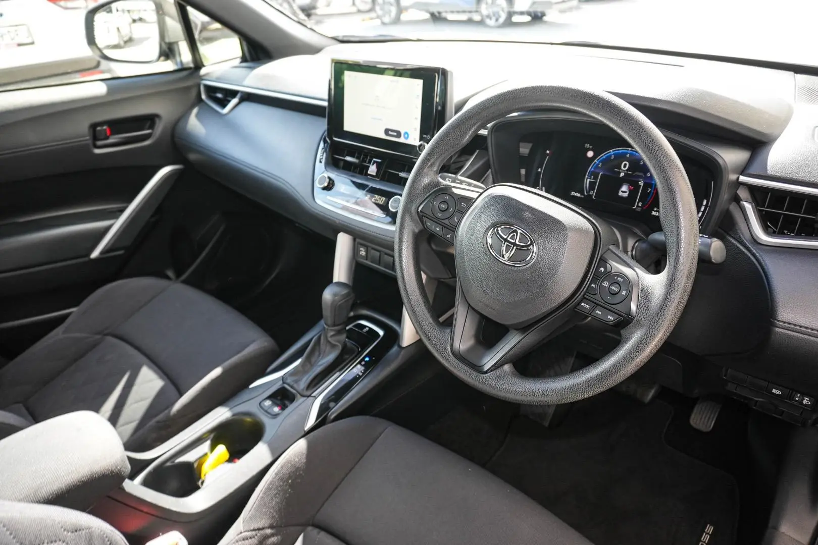 2023 Toyota Corolla Cross Gallery Image 7
