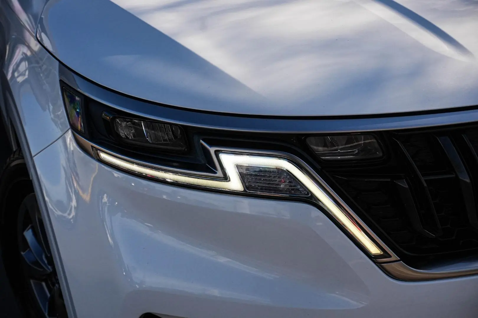 2022 Kia Carnival Gallery Image 12