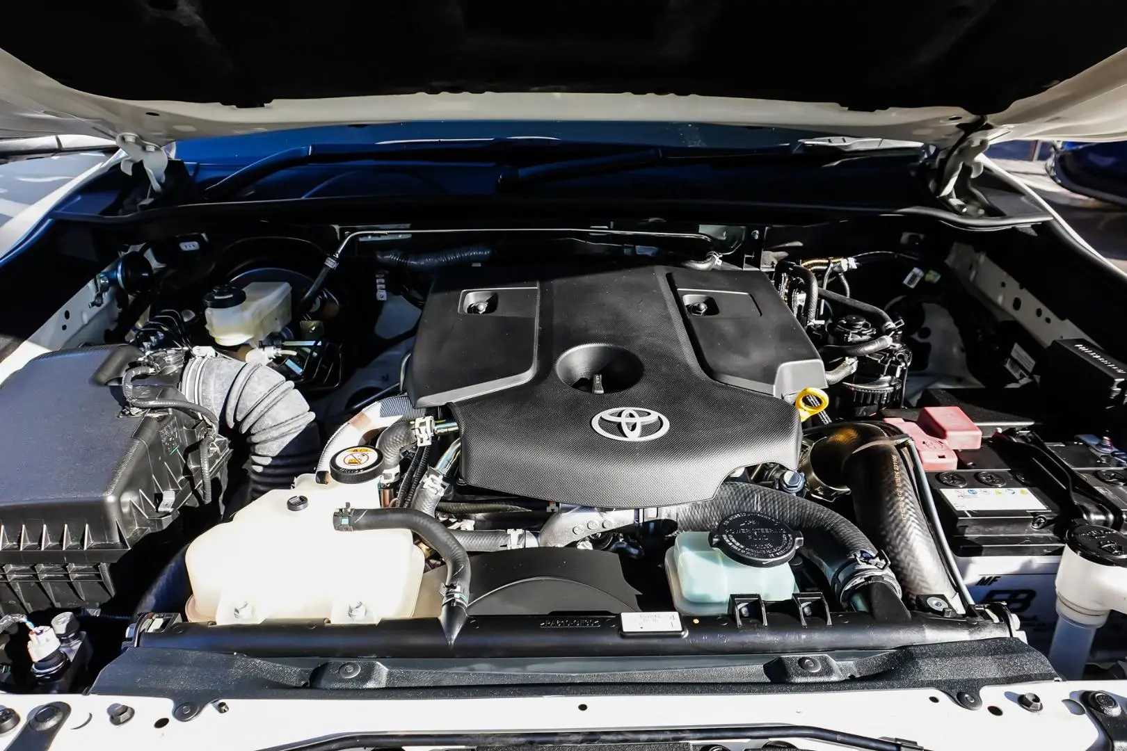 2023 Toyota Hilux Gallery Image 25