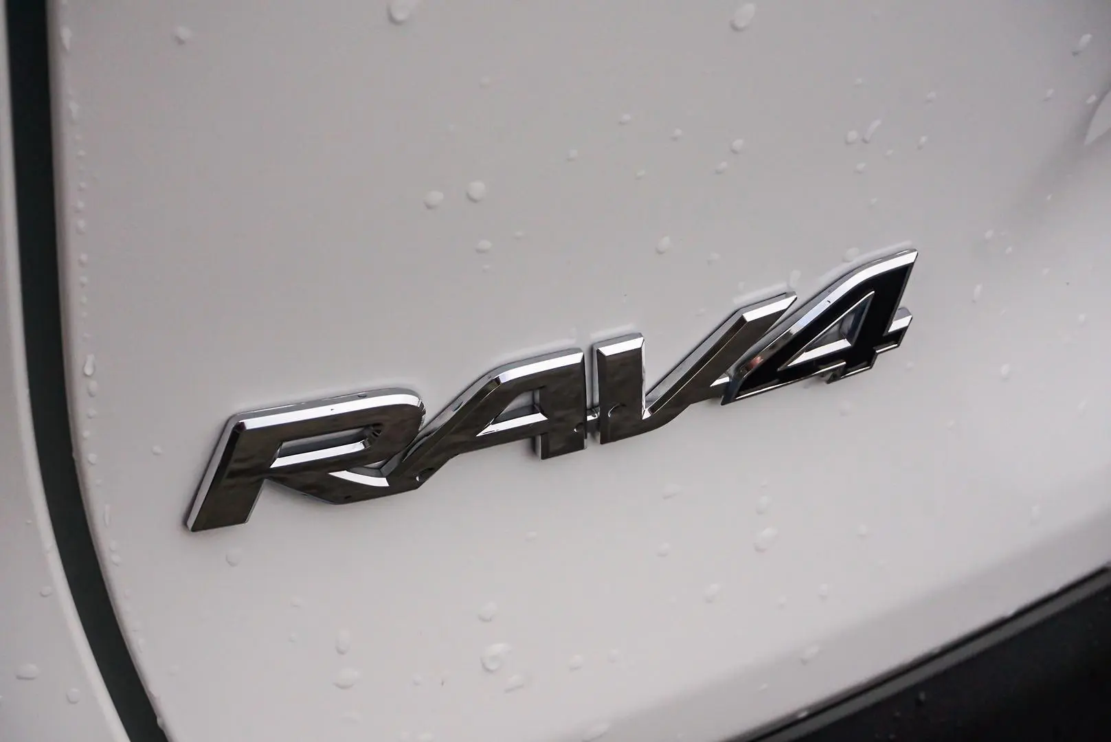 2024 Toyota RAV4 Gallery Image 9