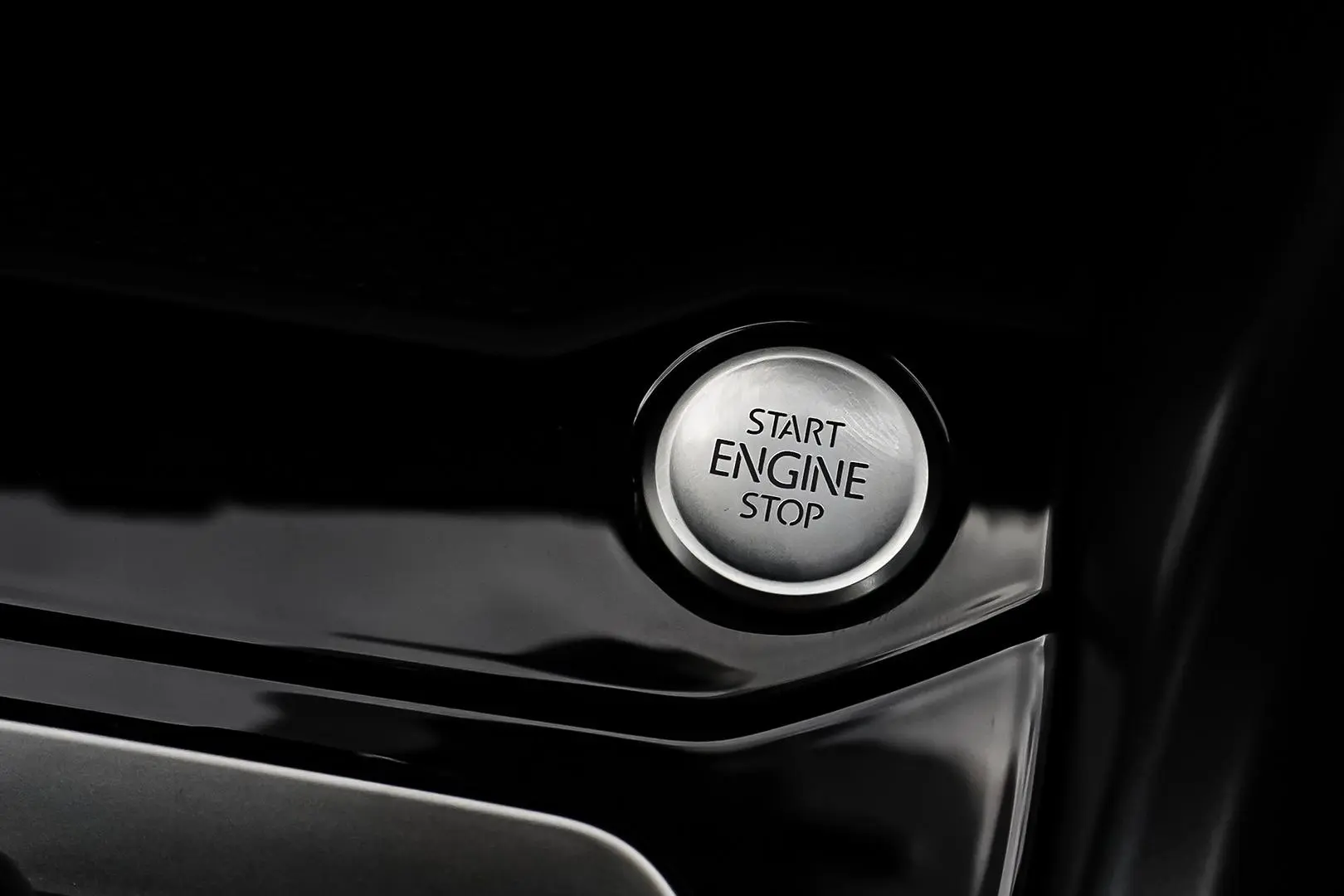 2025 Volkswagen T-Roc Gallery Image 23