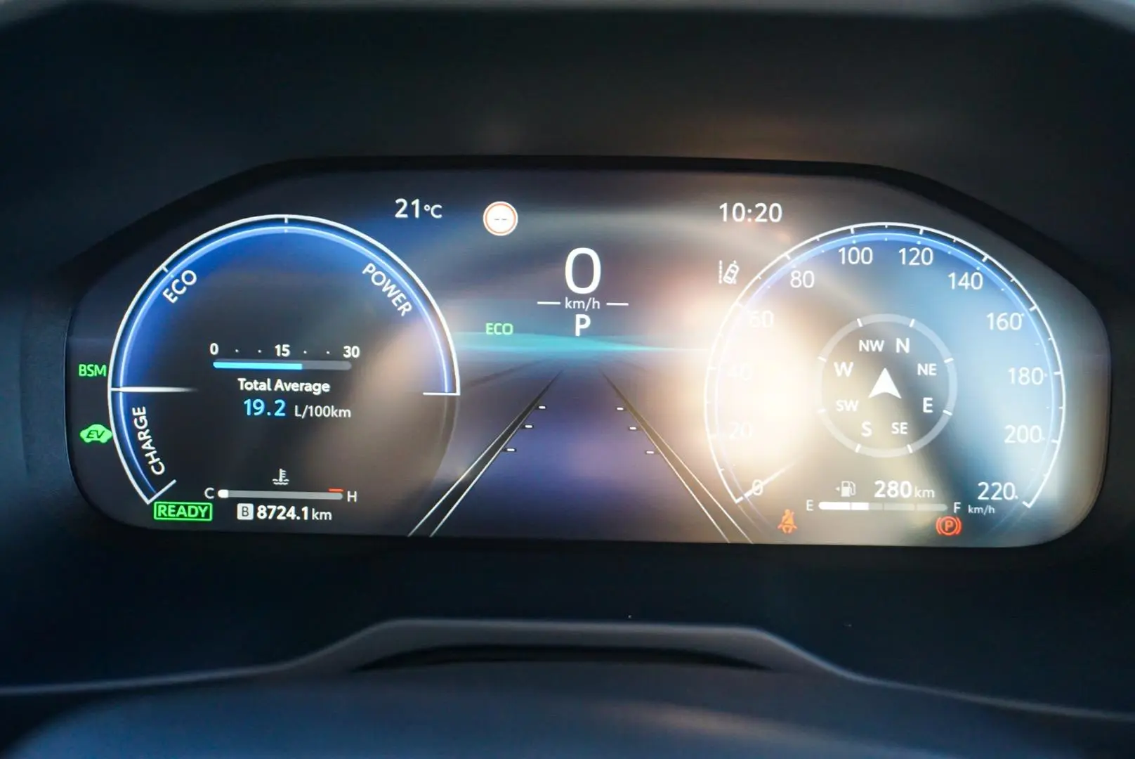 2022 Toyota RAV4 Gallery Image 18