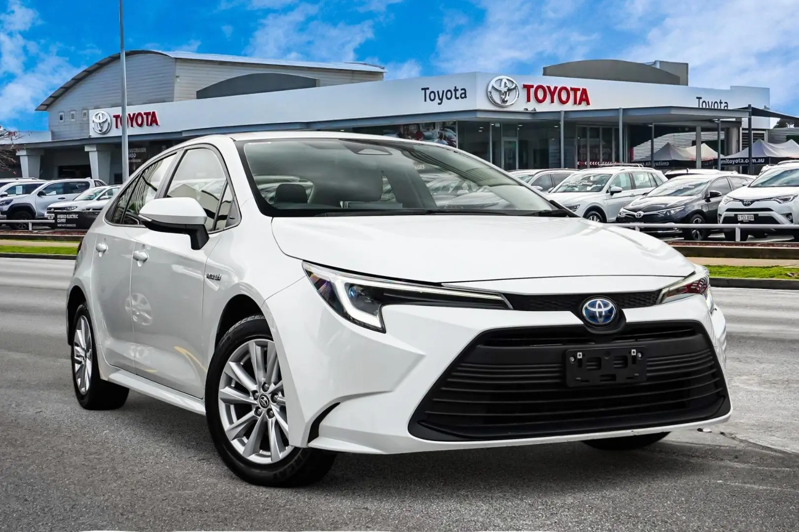 2023 Toyota Corolla Gallery Image 1