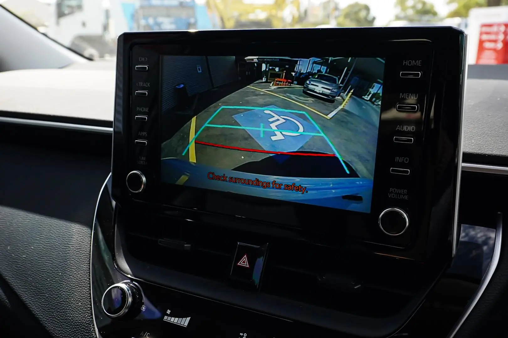 2022 Toyota Corolla Gallery Image 22