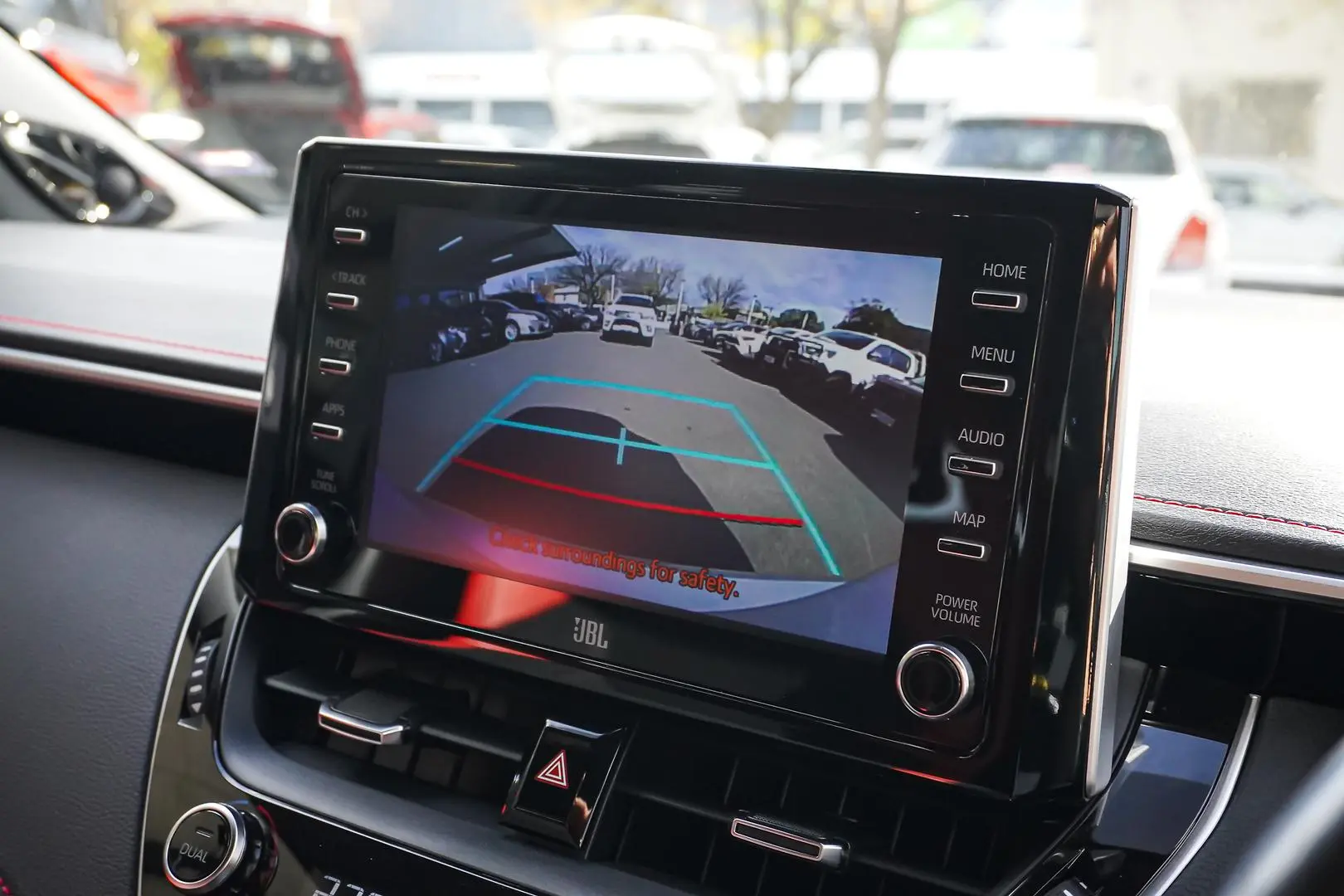 2018 Toyota Corolla Gallery Image 24