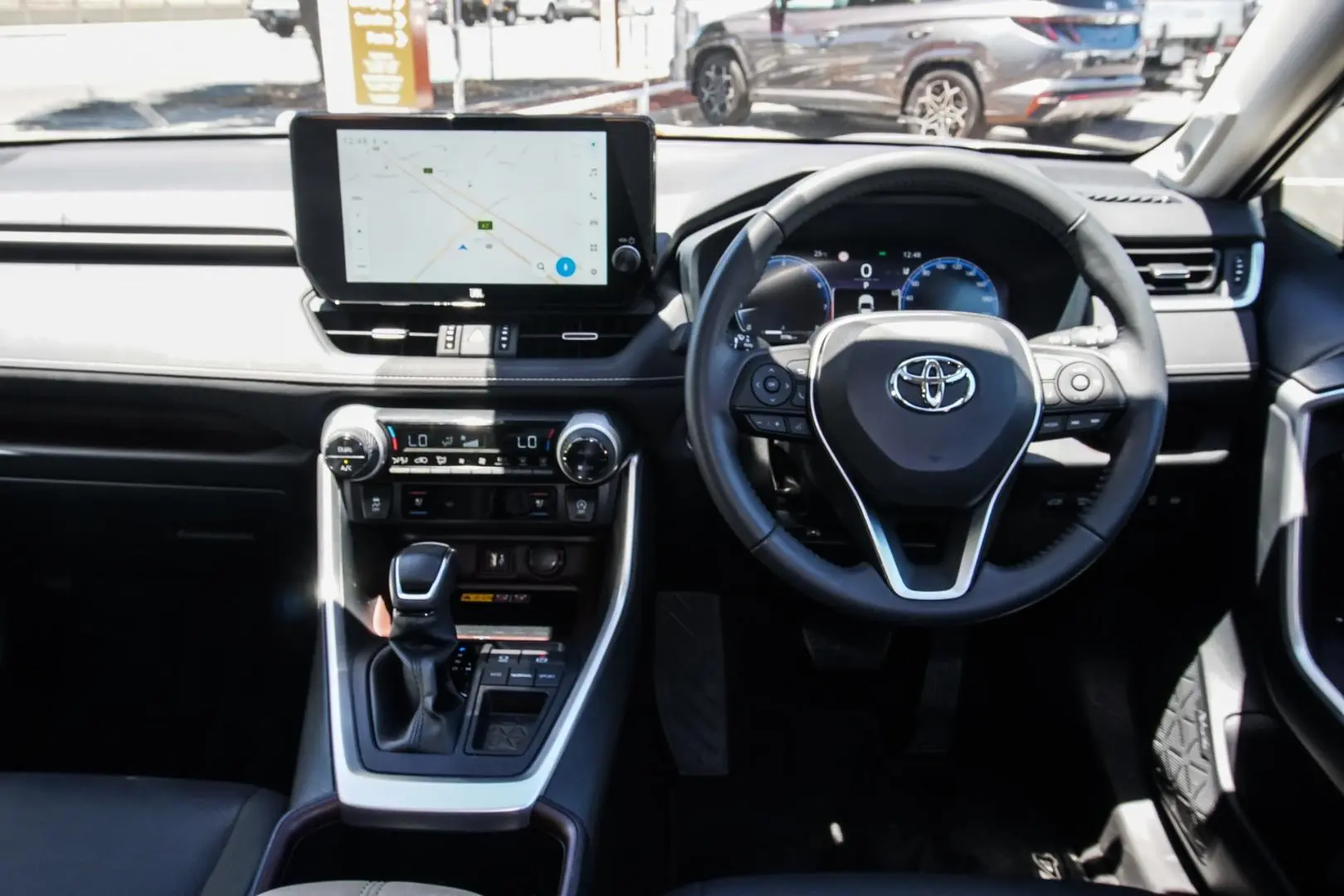 2022 Toyota Rav4 Gallery Image 9