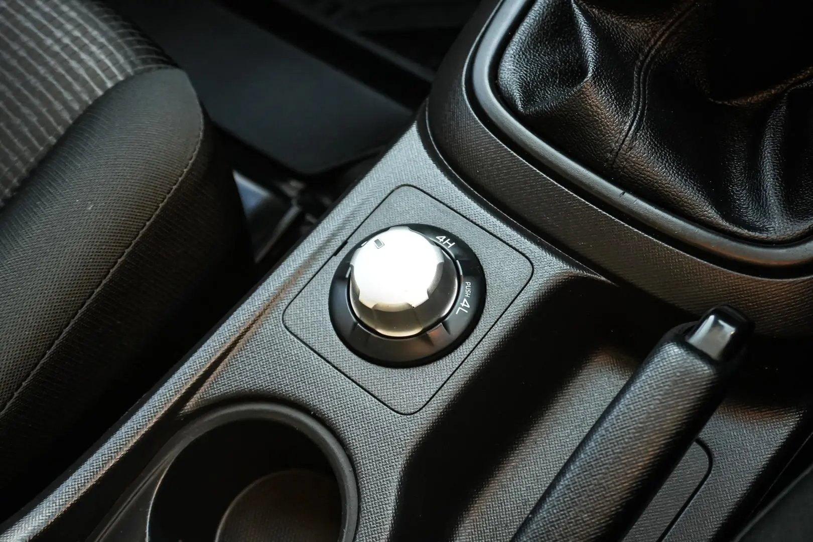 2018 Isuzu D-MAX Gallery Image 20