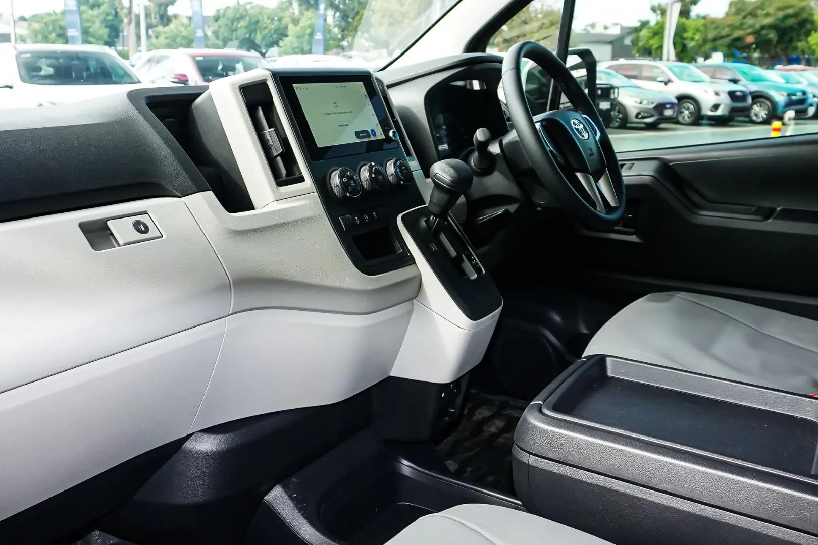 2025 Toyota Hiace Gallery Image 8