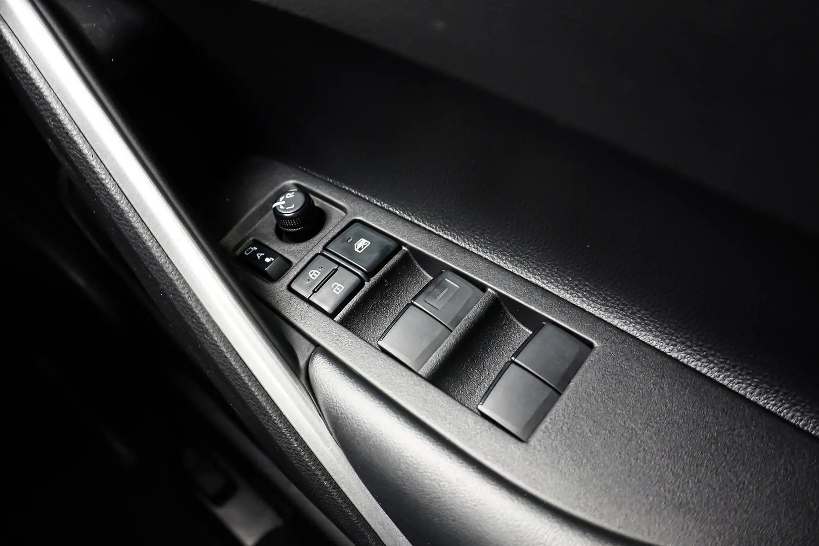 2023 Toyota Corolla Cross Gallery Image 22