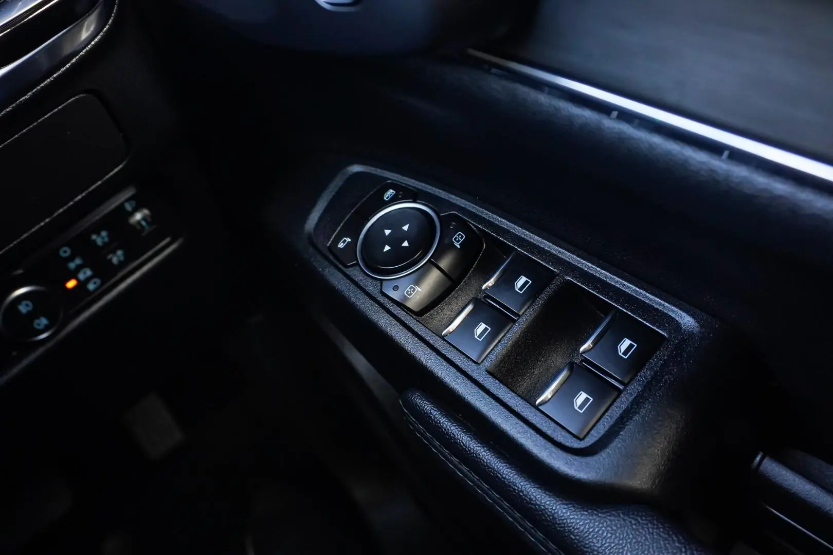 2024 Ford Everest Gallery Image 23