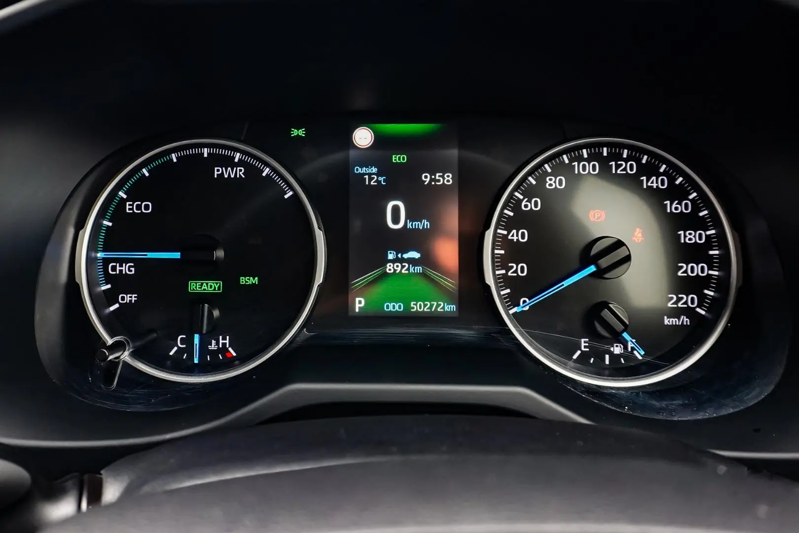 2022 Toyota RAV4 Gallery Image 17