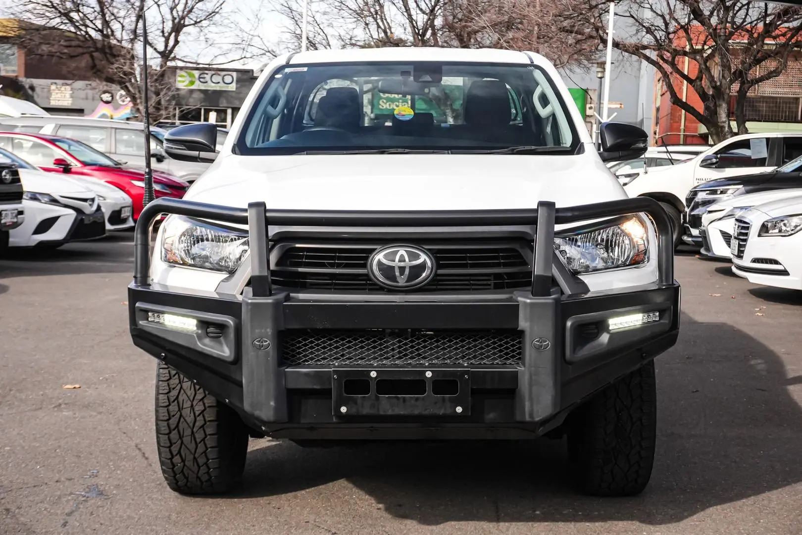 2021 Toyota Hilux Gallery Image 5