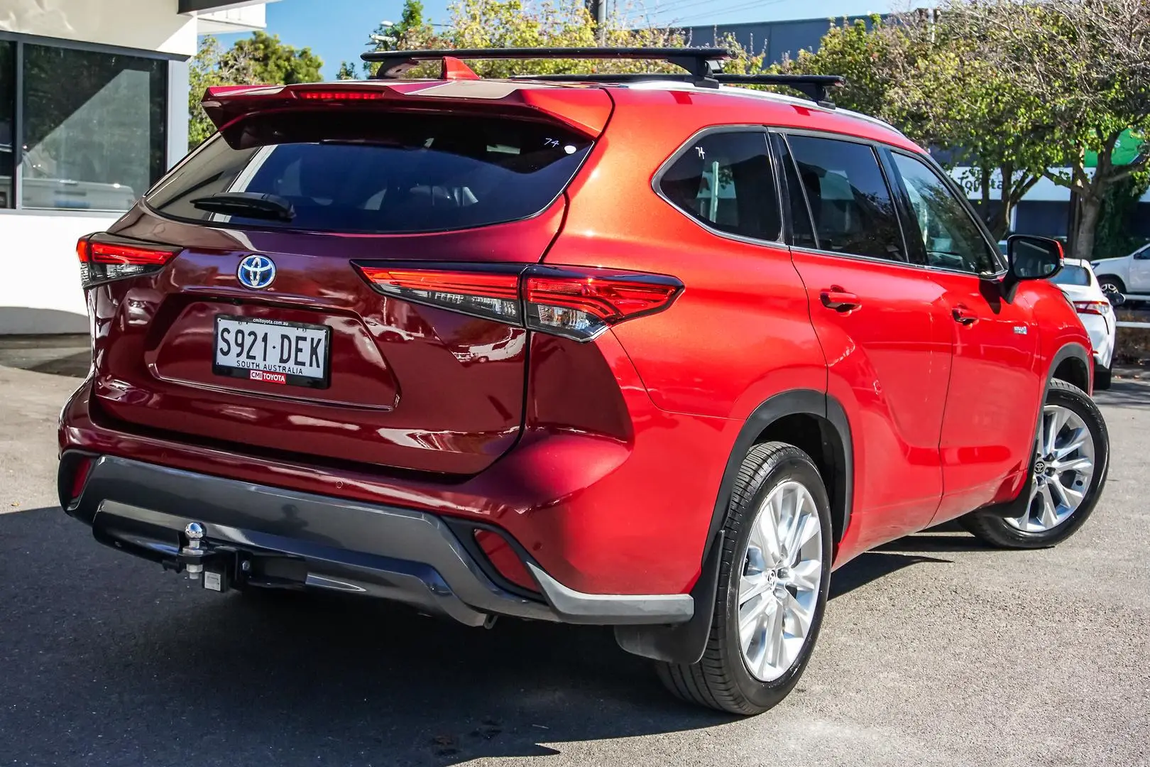 2022 Toyota Kluger Gallery Image 3
