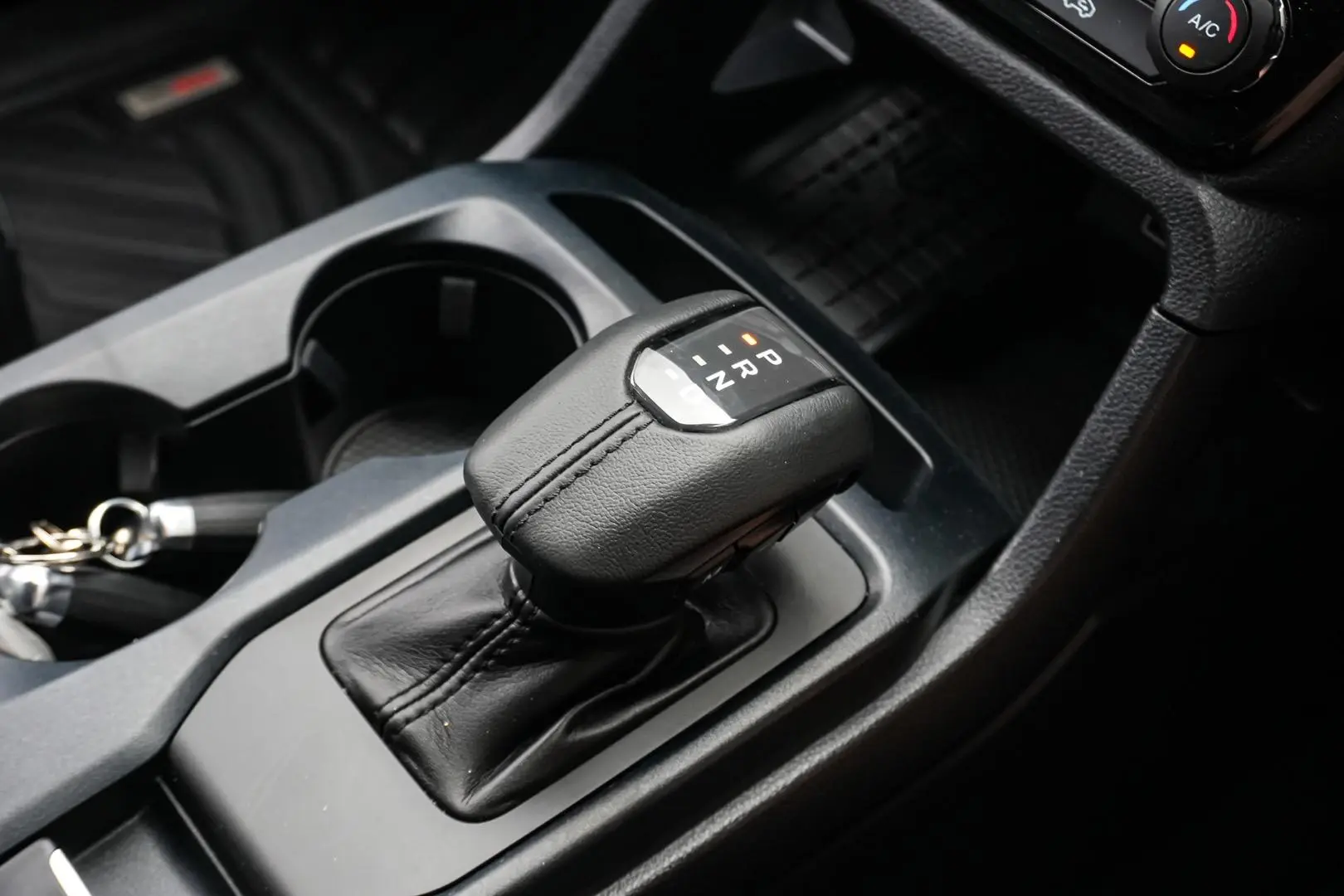 2024 Ford Everest Gallery Image 19