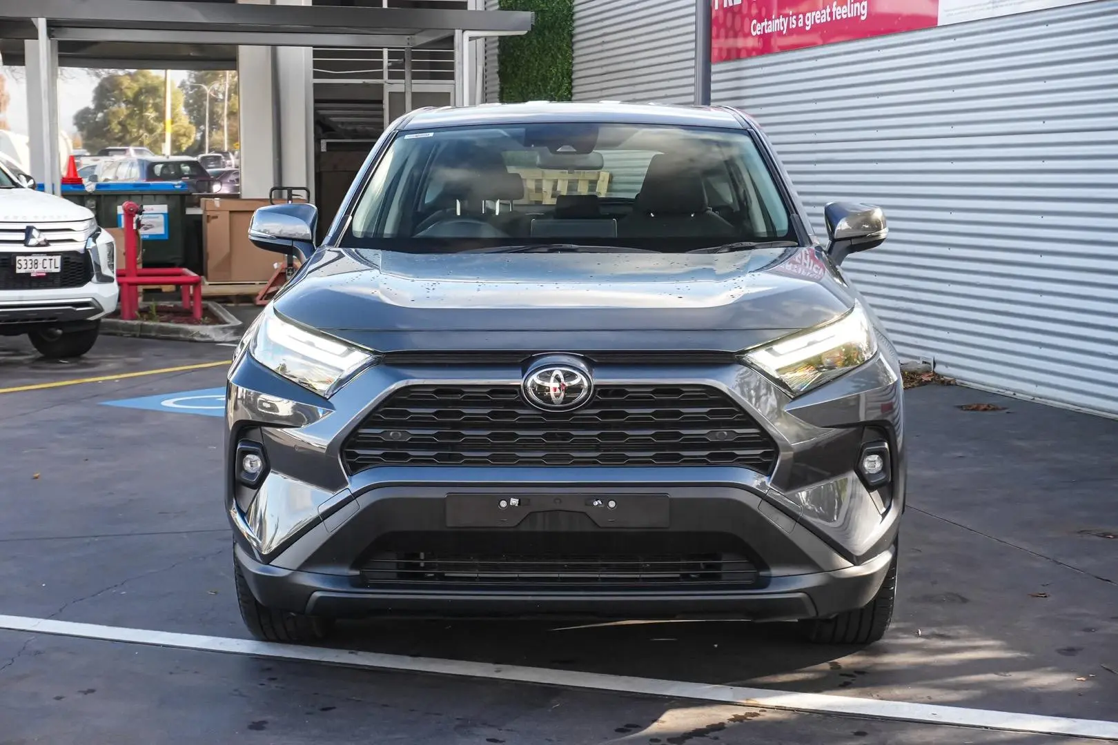 2025 Toyota RAV4 Gallery Image 5
