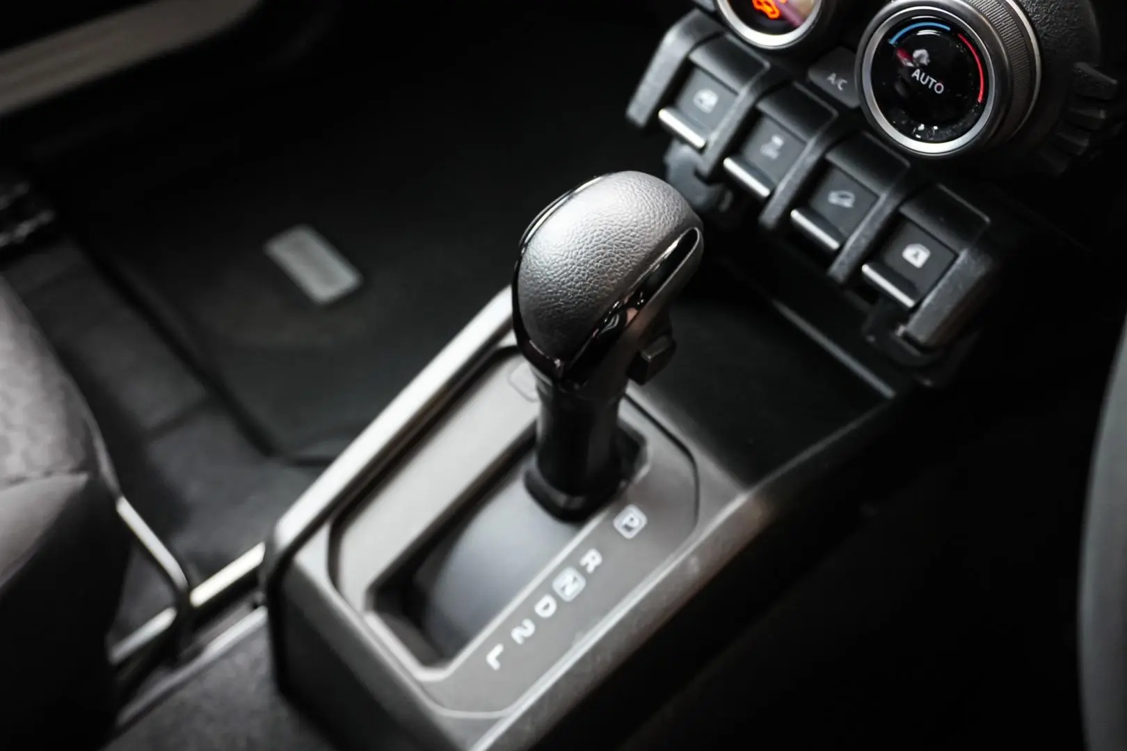 2022 Suzuki Jimny Gallery Image 15