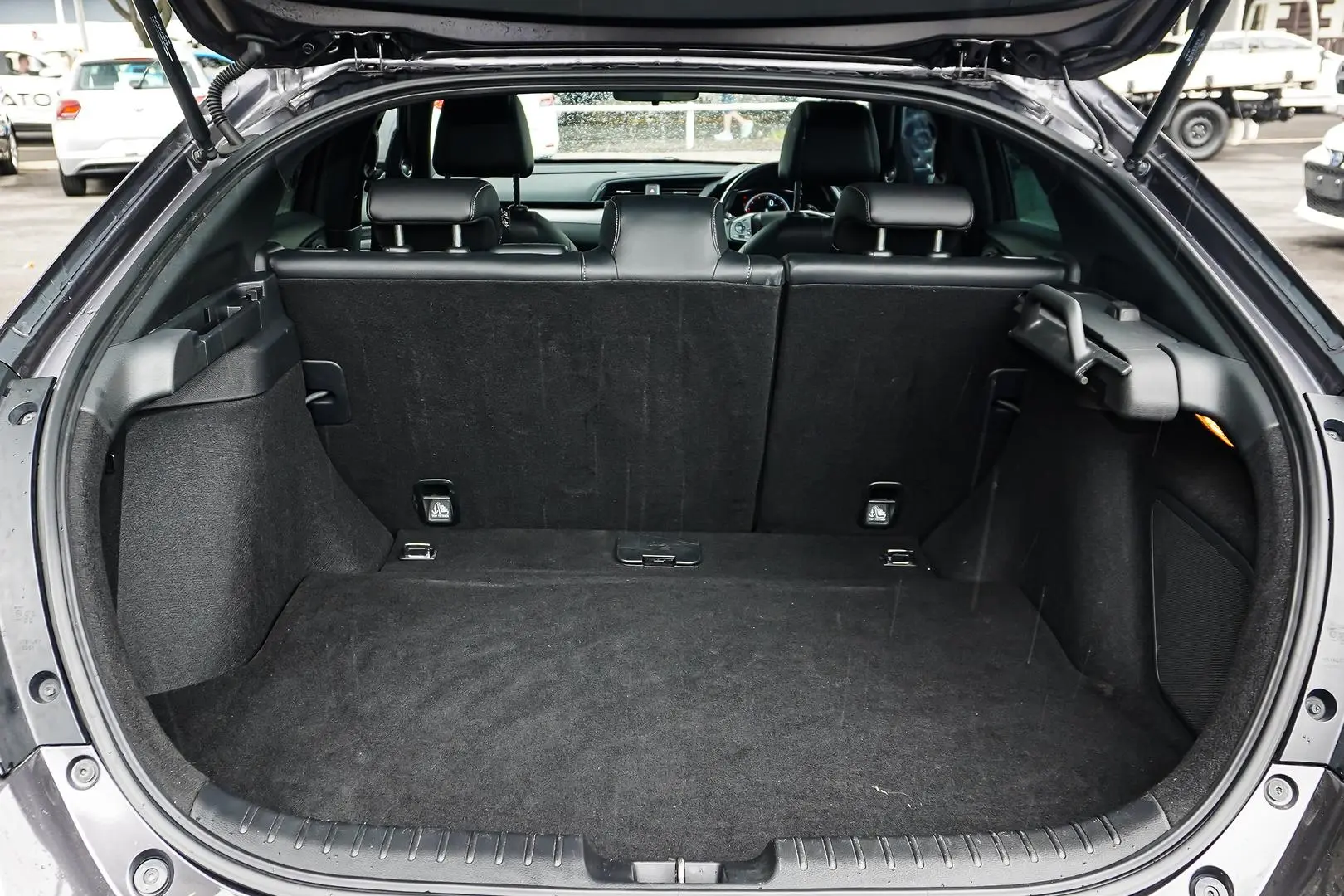 2017 Honda Civic Gallery Image 9